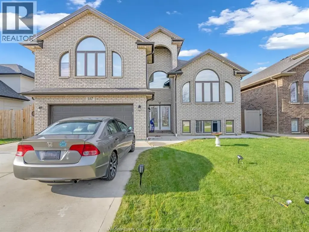 357 County Rd 2, Lakeshore
